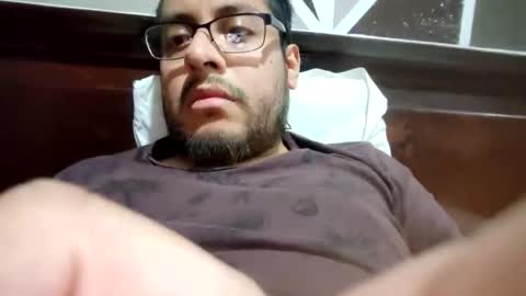 Snapshot of meltingdab chatting on November 12, 1:50 am meltingdab online show from November 12, 1:50 am