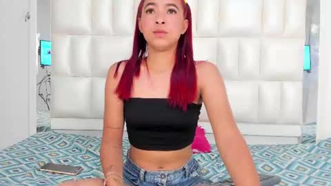 mely_herrera online show from July 17, 5:03 am