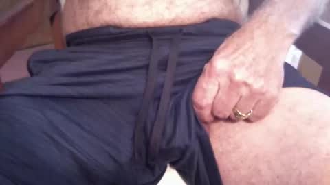 Snapshot of memesman chatting on February 14, 6:59 pm Mimis man online show from February 14, 6:59 pm