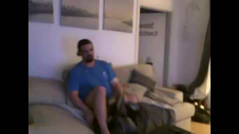 Dennis2Menace online show from April 7, 12:44 am