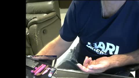 Snapshot of mentosgum chatting on October 30, 8:53 pm mentosgum online show from October 30, 8:53 pm