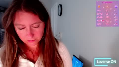 Snapshot of meowmeowlive chatting on June 24, 10:36 am meowmeowlive online show from June 24, 10:36 am