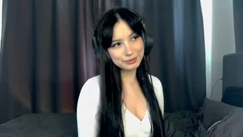 Melissa online show from June 21, 8:28 am