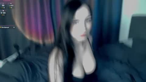 Melissa online show from July 17, 3:50 pm
