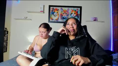 CRISTI AND MEREDIT online show from February 13, 2:40 am