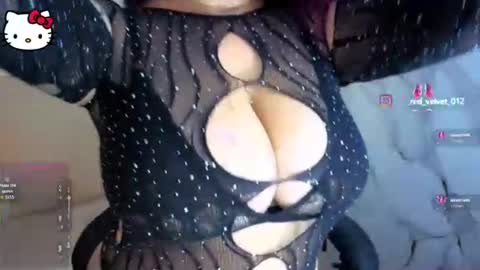 Snapshot of merloth_sub chatting on July 3, 2:51 am Merloth online show from July 3, 2:51 am