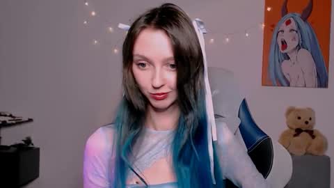 mermaidvibestides online show from February 13, 5:53 pm