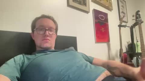 metallica92786 online show from April 8, 4:12 am