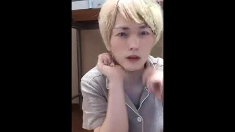 Snapshot of mgnhiroyuki chatting on June 16, 4:48 am mgnhiroyuki online show from June 16, 4:48 am