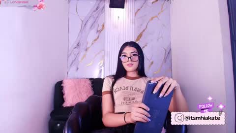 Mhia Kate online show from May 25, 12:11 pm