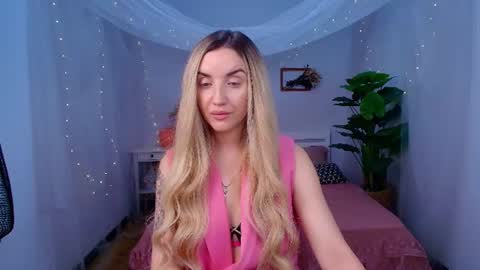 mi1a_ online show from August 6, 3:19 am