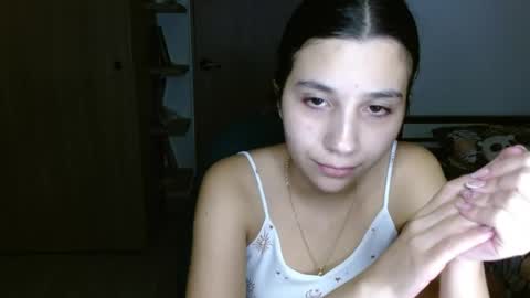Snapshot of mia__lopez_ chatting on April 29, 4:05 am Mia online show from April 29, 4:05 am