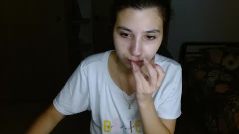 Snapshot of mia__lopez_ chatting on May 1, 5:12 am Mia online show from May 1, 5:12 am