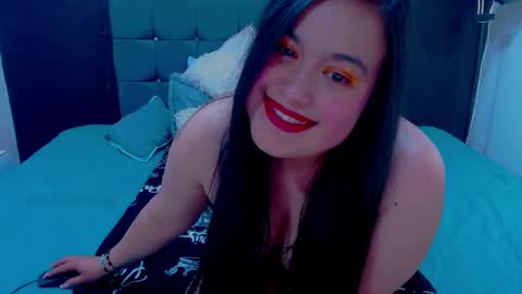 C A L L  M E  M I A  online show from December 20, 3:46 am