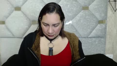 Mia online show from April 1, 1:17 am