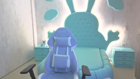 Mia Cuttee online show from October 12, 3:27 am