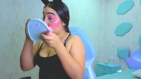 Mia Cuttee online show from November 25, 3:17 am