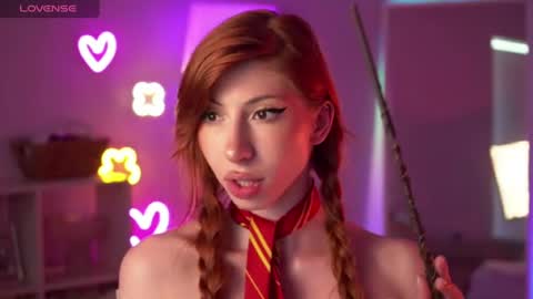 Snapshot of mia_daddysgirl_ chatting on July 7, 8:07 am Hi I am Mia online show from July 7, 8:07 am
