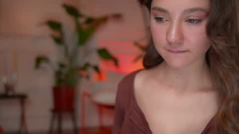 Mia online show from July 26, 9:32 pm