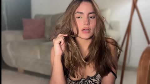 mia_ferrer777 online show from March 18, 12:47 am