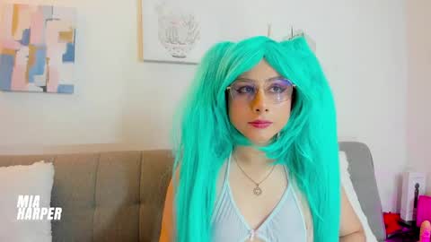 Mia online show from June 7, 2:48 am