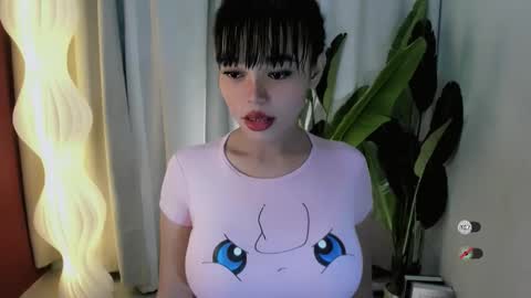 M I A online show from March 20, 3:39 pm