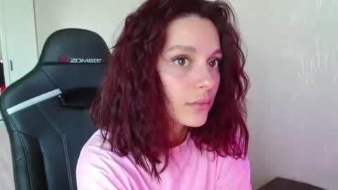 mia_luiza online show from June 18, 11:14 am
