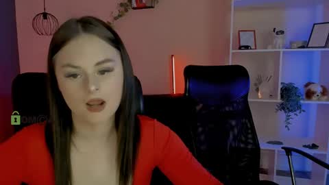 mia_mooon_ online show from May 3, 8:53 am
