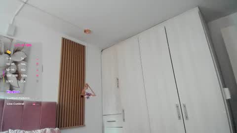 Mia Nevaeh - follow me online show from July 12, 7:49 pm
