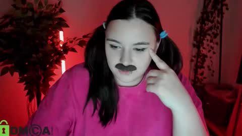 Mia online show from February 20, 6:26 am