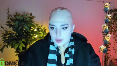 Mia online show from February 25, 12:42 am