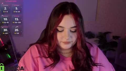 Mia online show from April 10, 1:33 am