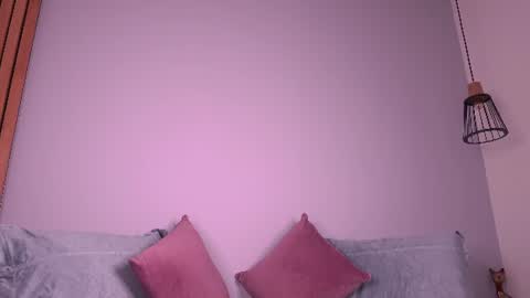 Snapshot of mia_reeves chatting on July 7, 1:37 pm Mia Reeves online show from July 7, 1:37 pm