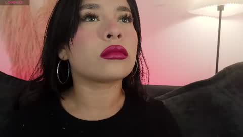 Mia online show from June 16, 2:03 am