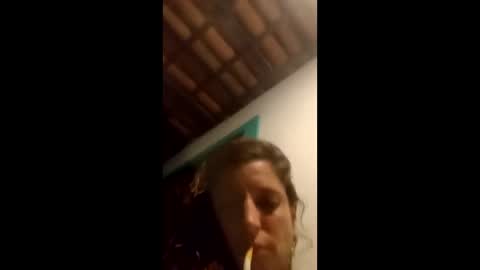 Mia online show from April 13, 8:20 am