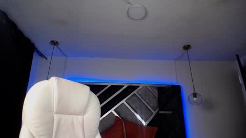 Snapshot of mia_yourhottie chatting on January 9, 5:44 am Mia online show from January 9, 5:44 am