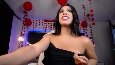 Snapshot of mia_yourhottie chatting on February 8, 8:31 am Mia online show from February 8, 8:31 am