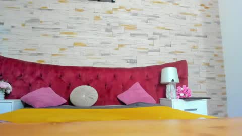 Mia Angel online show from May 25, 3:01 am