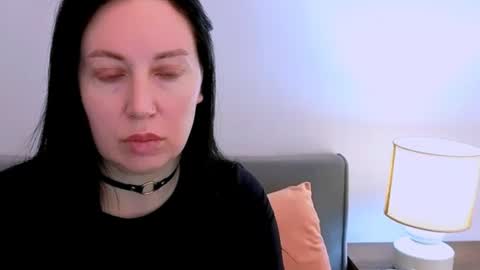 Mia online show from February 28, 6:58 am