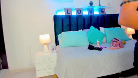 MIA online show from January 8, 3:40 am