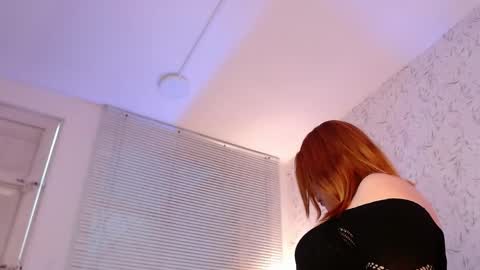 miabunny   online show from May 3, 1:39 pm