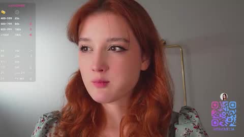 Mia online show from December 16, 1:38 pm