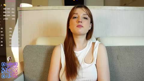 Mia online show from February 13, 3:30 pm