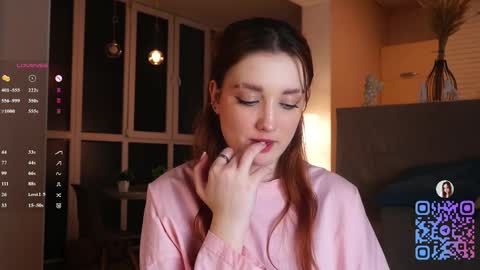 Mia online show from February 17, 5:19 pm