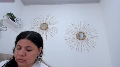 Snapshot of miah_bigboobs chatting on June 29, 3:45 pm Miah Collins online show from June 29, 3:45 pm