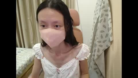 Snapshot of miahchan68 chatting on June 24, 5:34 pm miahchan68 online show from June 24, 5:34 pm