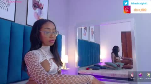 Mia  online show from May 29, 1:53 pm