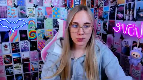 miamilas online show from June 3, 4:56 pm