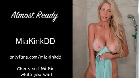 Mia online show from June 9, 12:28 pm