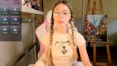 MiaMoon online show from May 20, 7:58 am